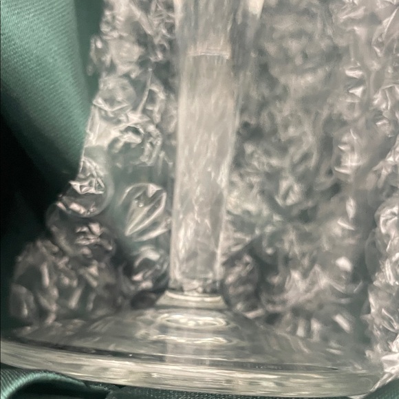 Burns Crystal hand crafted in Scotland wine glasses made for the Cunard Caronia - Picture 12 of 14